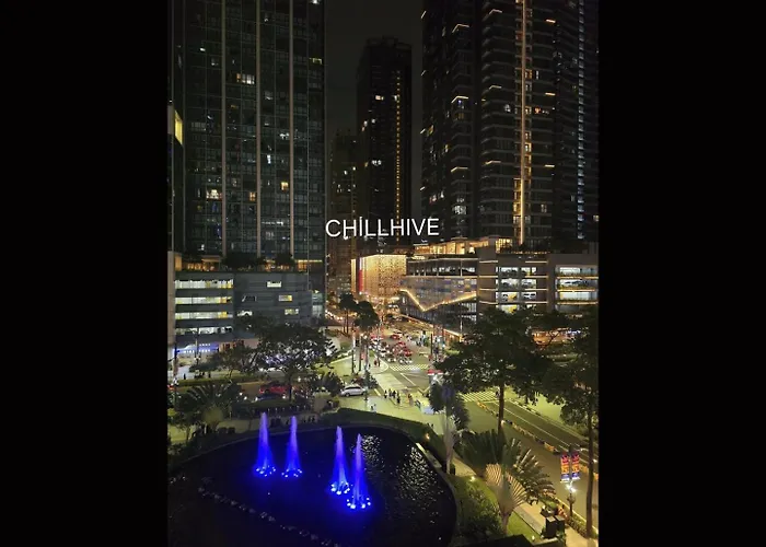Prime Uptown Bgc | Stylish 1br Getaway #upt135j Holiday home