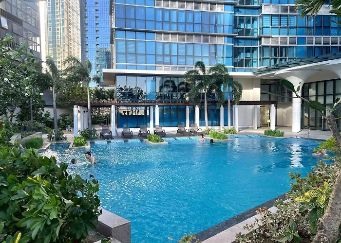 Prime Uptown Bgc | Stylish 1br Getaway #upt135j Holiday home *
