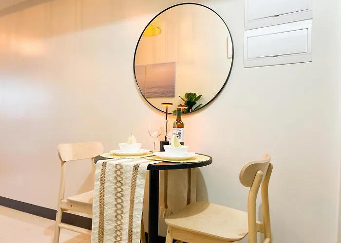Holiday home Prime Uptown Bgc | Stylish 1br Getaway #upt135j *